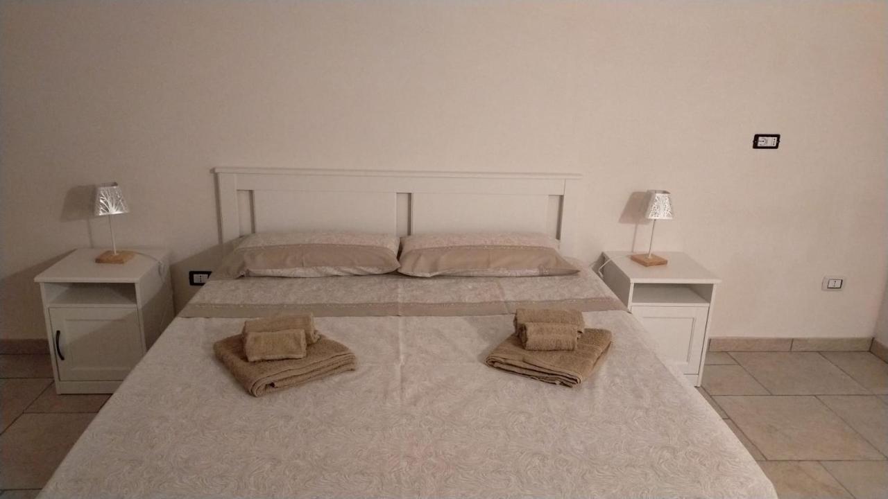 M&M Luxury Villa Maruggio Bagian luar foto