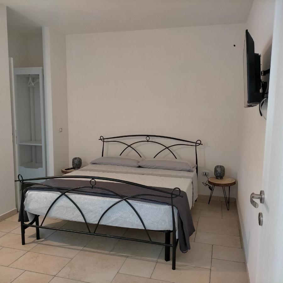 M&M Luxury Villa Maruggio Bagian luar foto
